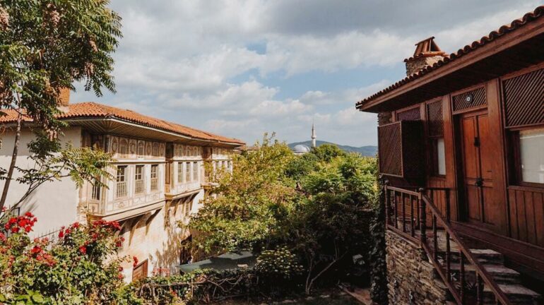 BİRGİ KÖYÜ’NDE GEZİLECEK YERLER