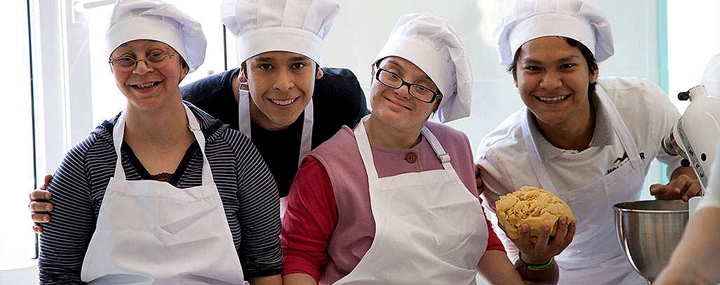 TATİLİNİZDE TOPLUM GÖNÜLLÜSÜ OLUN – DÜŞLER AKADEMİSİ