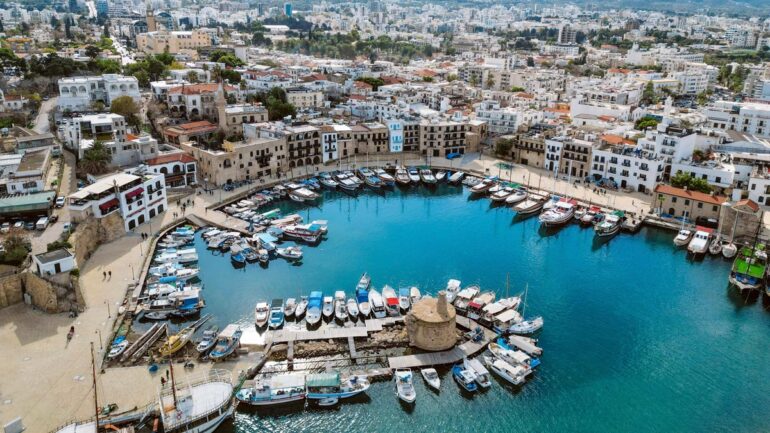 KIBRIS’TA GEZİLECEK YERLER