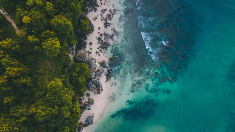 NUSA LEMBONGAN’DA NEREDE KALINIR – OTELLER & VİLLALAR